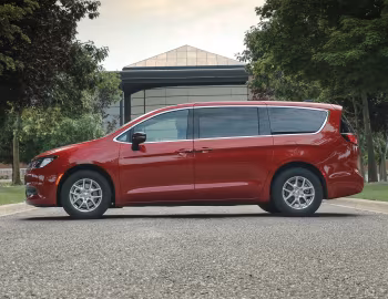 2025–26 Chrysler Voyager (RU) '2024–26