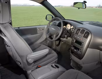 Interior Chrysler Voyager [EU-spec] (RS) '2004–07