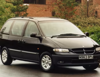 Chrysler Voyager [Worldwide] (NS) '1995–2000