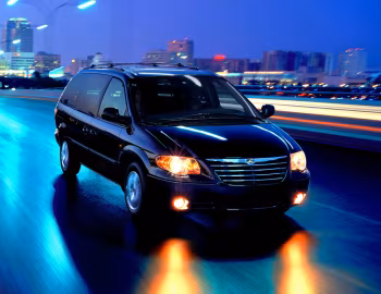 Chrysler Voyager [EU-spec] (RS) '2004–07