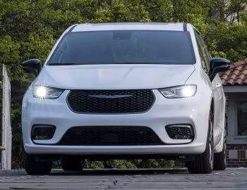 2026 Chrysler Pacifica "100th Anniversary Edition" '2025