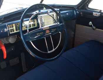 Panel frontal 1942 Chrysler Windsor Club Coupе (C-34)
