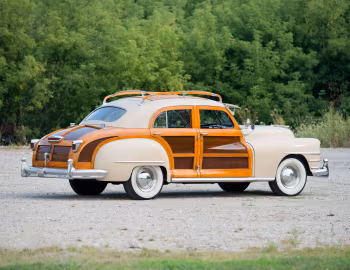 1948 Chrysler Windsor Town & Country Sedan (C38W)