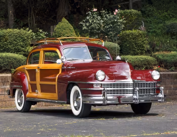 1948 Chrysler Windsor Town & Country Sedan (C38W)