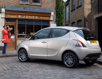 Chrysler Ypsilon '2011–15