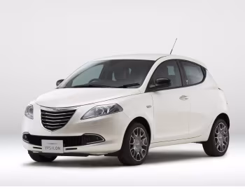 Chrysler Ypsilon [Japan] '2012–14