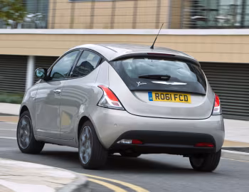 Chrysler Ypsilon '2011–15