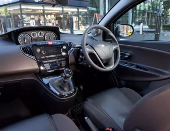Interior Chrysler Ypsilon '2011–15