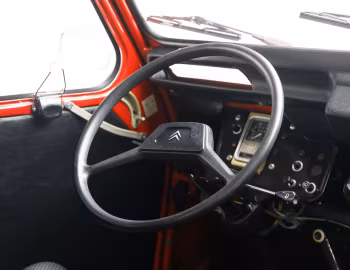 Інтер'єр Citroën 2CV6 Spécial '07.1979–07.1990
