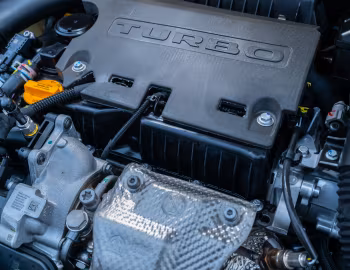 Sous la capuche Citroën Basalt Shine Turbo [Latam] '2024–pr.