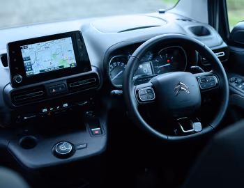 Передня панель Citroën Berlingo Multispace [Japan] '2019–24