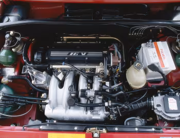 Sous la capuche Citroën BX GTi 16v '1987–89