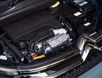 Under The Hood Citroën C3 Aircross [Japan] '2022–24
