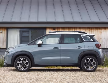 Citroën C3 Aircross [UK-spec] '2021–24
