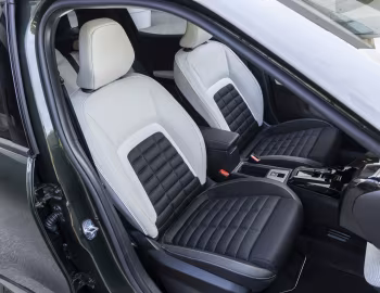 Intérieur Citroën C3 Aircross Hybrid [EU-spec] '2024–pr.