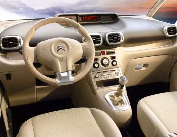 Передня панель Citroën C3 Picasso [Worldwide] '2012–17
