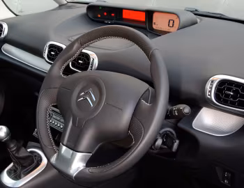 Interior Citroën C3 Picasso [UK-spec] '2009–12