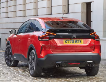 Citroën C4 [UK-spec] '2021–25