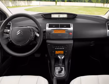 Front Panel Citroën C4 [Worldwide] '2008–11
