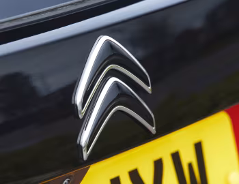 Logo Citroën C4 [UK-spec] '2021–25