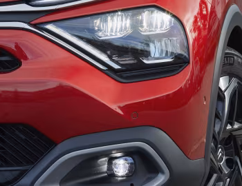 Citroën C4 [UK-spec] '2021–25
