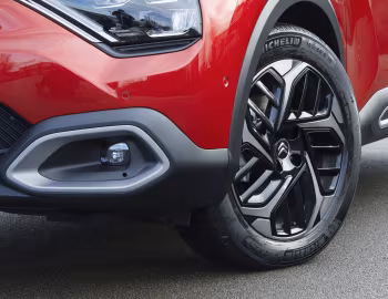 Citroën C4 [UK-spec] '2021–25