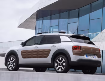Citroën C4 Cactus [Worldwide] '2014–18