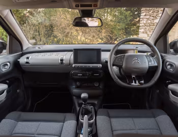 Передня панель Citroën C4 Cactus [UK-spec] '2018–20