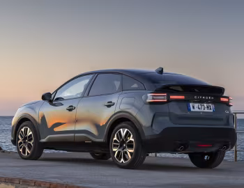 Citroën C4 Hybrid [Worldwide] '2025–pr.