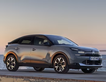 Citroën C4 Hybrid [Worldwide] '2025–pr.