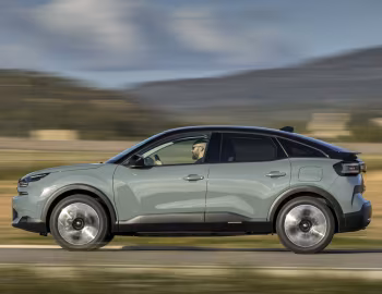 Citroën C4 Hybrid [Worldwide] '2025–pr.