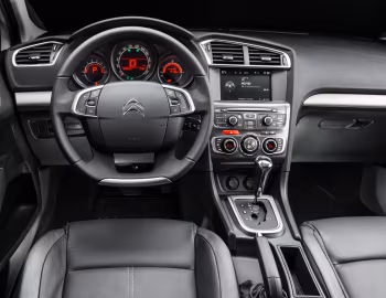 Front Panel Citroën C4 Lounge [Latam] '2013–18
