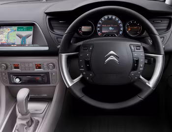 Передня панель Citroën C5 [Japan] '10.2012–05.2015