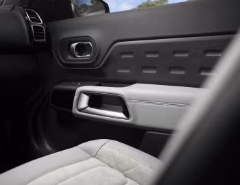 Interior Citroën C5 Aircross Ë-Series [Worldwide] '2023–24