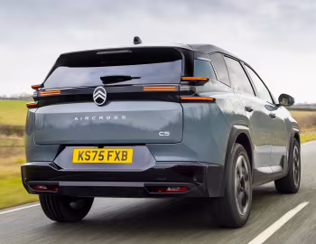 Citroën C5 Aircross Plug-in Hybrid [UK-spec] '2025–pr.