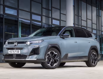 Citroën C5 Aircross Plug-in Hybrid [UK-spec] '2025–pr.