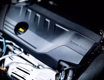 Sous la capuche Citroën C5 Aircross SUV Hybrid [Japan] '2021–22