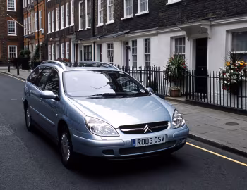 Citroën C5 Break [UK-spec] '2001–04