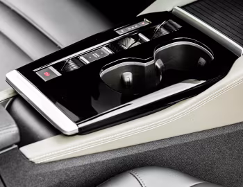 Интерьер Citroën C5 X [China] (E43) '2021–н.в.