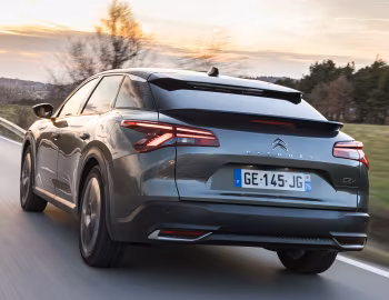 Citroën C5 X Hybrid [Worldwide] (E43) '2022–26