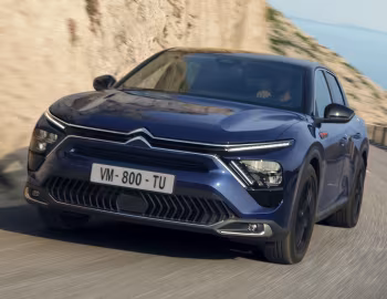 Citroën C5 X Hybrid Hypnos [Worldwide] (E43) '2023