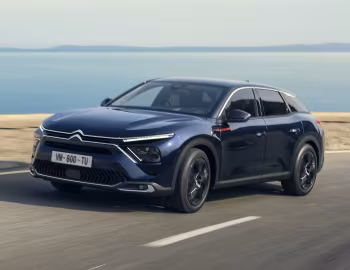 Citroën C5 X Hybrid Hypnos [Worldwide] (E43) '2023