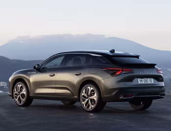 Citroën C5 X Hybrid [Worldwide] (E43) '2022–26