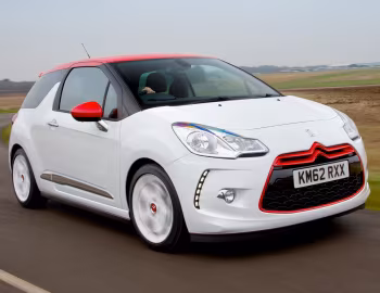 Citroën DS3 "DStyle Red" [UK-spec] '2013–14