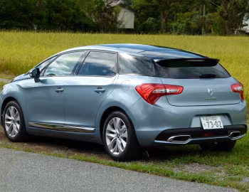 Citroën DS5 [Japan] '2012–15