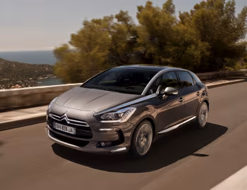 Citroën DS5 [Worldwide] '2011–15