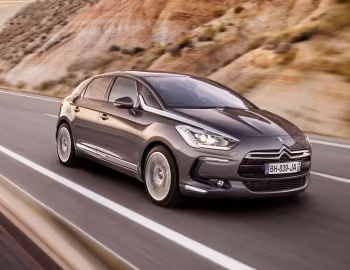 Citroën DS5 [Worldwide] '2011–15