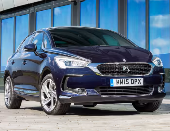 DS 5 [UK-spec] '2015–18