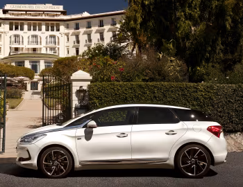Citroën DS5 HYbrid4 [Worldwide] '2011–15