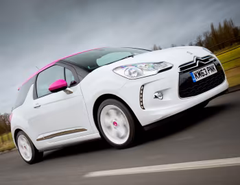 Citroën DS3 DStyle Pink [UK-spec] '2014